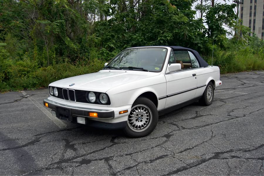 1989 BMW 3 Series - 325i Convertible 2D