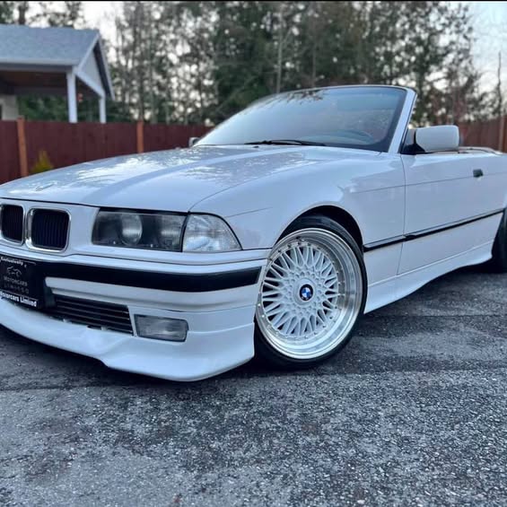 1993 BMW 3 Series - 325i Convertible 2D