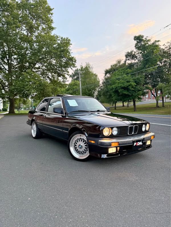 1987 BMW 3 Series - 325is Coupe 2D