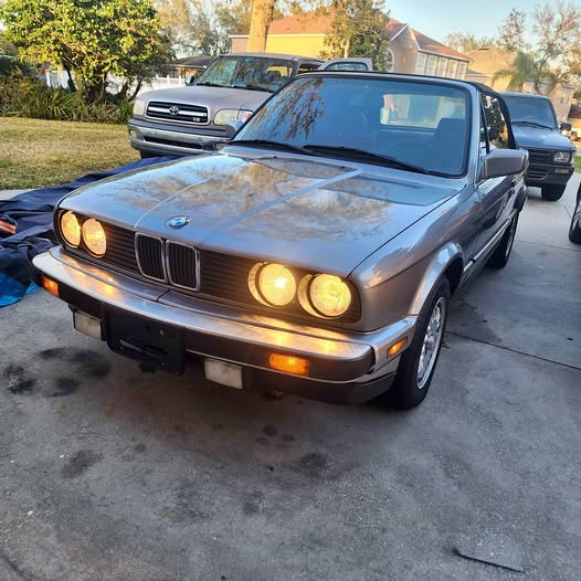 1986 BMW 3 Series - 325i Convertible 2D