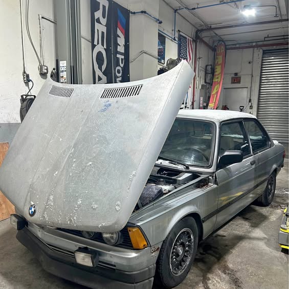 1982 BMW 3 Series - 320i Sedan 4D