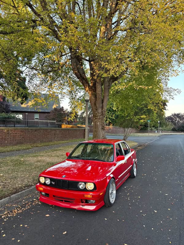 1990 BMW 3 Series - 325i Sedan 4D