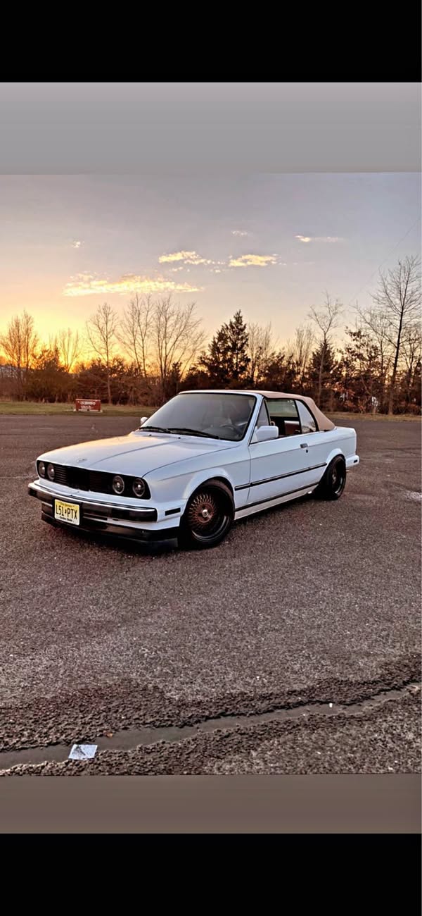 1989 BMW 3 Series - 325i Convertible 2D