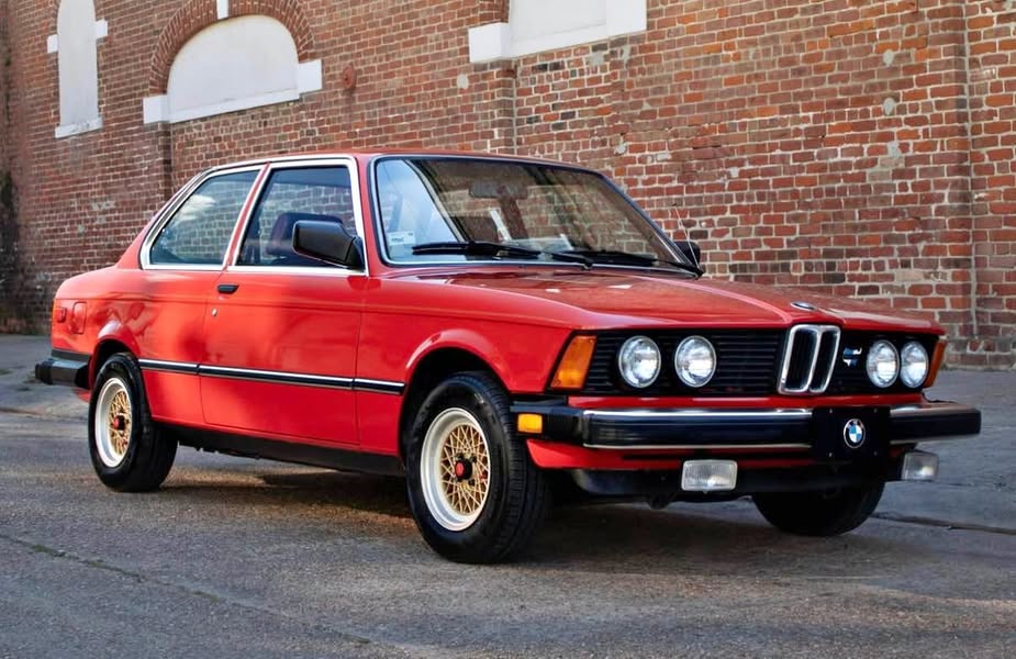 1983 BMW 3 Series - 320I, with AC, 5 Speed Manual