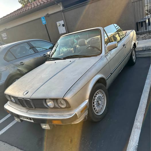 1989 BMW 3 Series - 325i Convertible 2D