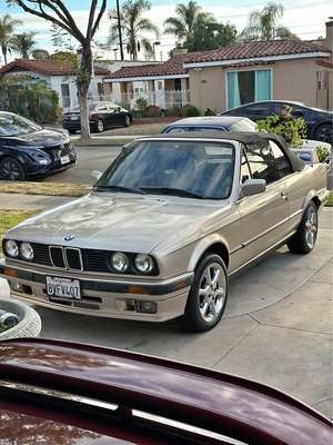 1991 BMW 3 Series - E30 convertible