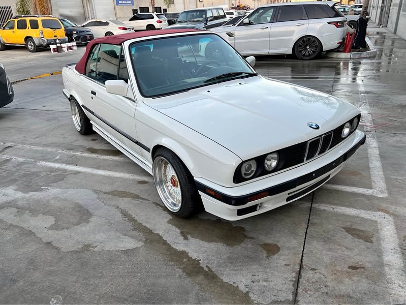 1991 BMW 3 Series - 318i Convertible 2D