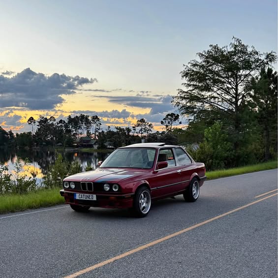 1989 BMW 3 Series - 325is Coupe 2D