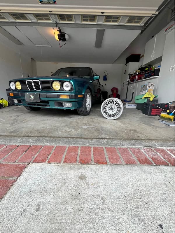1991 BMW 3 Series - 325i Convertible 2D
