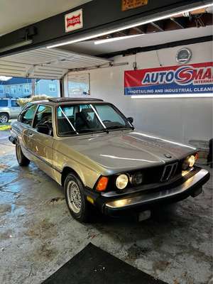 1983 BMW 3 Series - 320i Sedan 4D