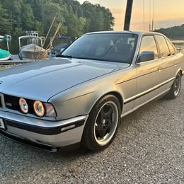1991 BMW M5 Sedan 4D