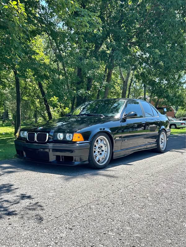 1997 BMW M3 - Sedan 4D