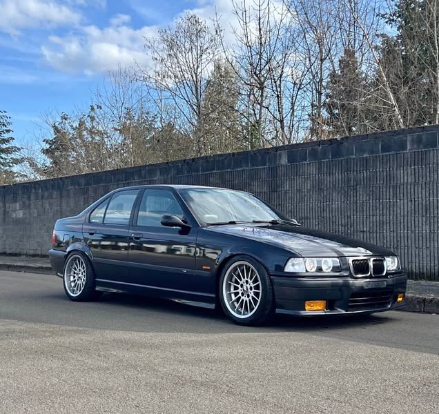 1997 BMW M3 - Sedan 4D