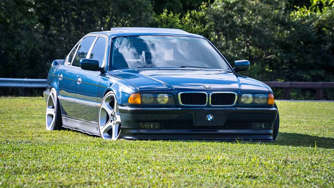 1997 BMW 7 Series - 740iL Sedan 4D