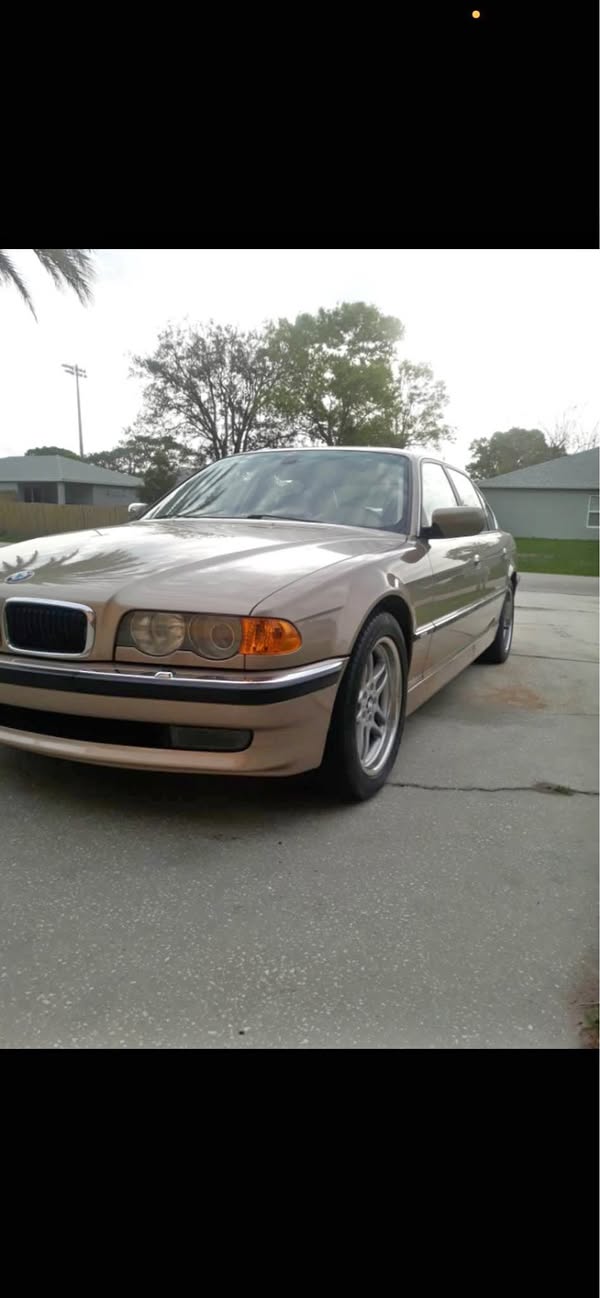 2001 BMW 7 Series - 740iL Sedan 4D