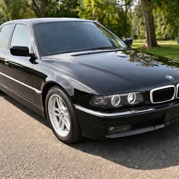 2000 BMW 7 Series