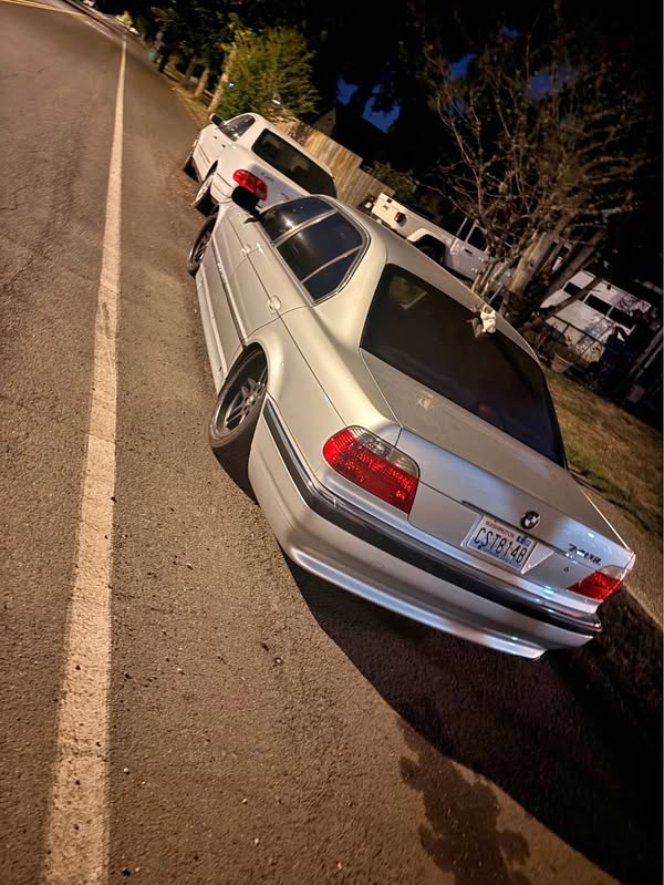 2001 BMW 7 Series - 740iL Sedan 4D