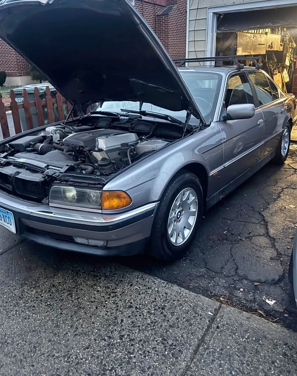 1998 BMW 7 Series - 740i Sedan 4D