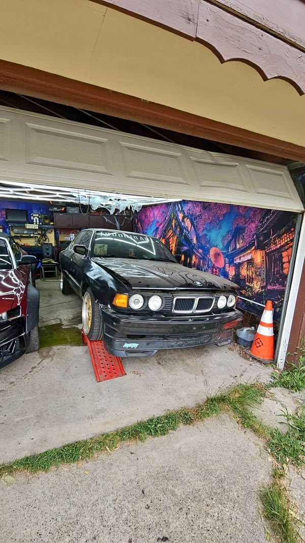 1994 BMW 7 Series - 740i Sedan 4D