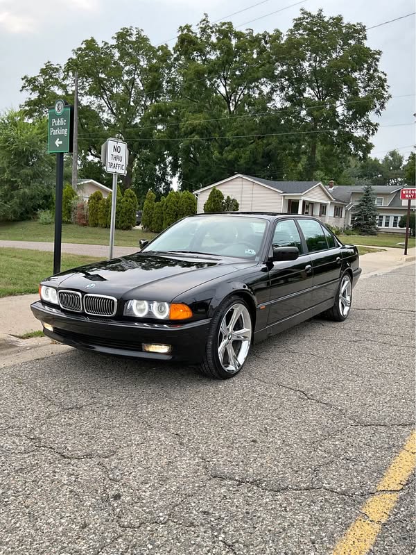 1997 BMW 7 Series - 740iL Sedan 4D