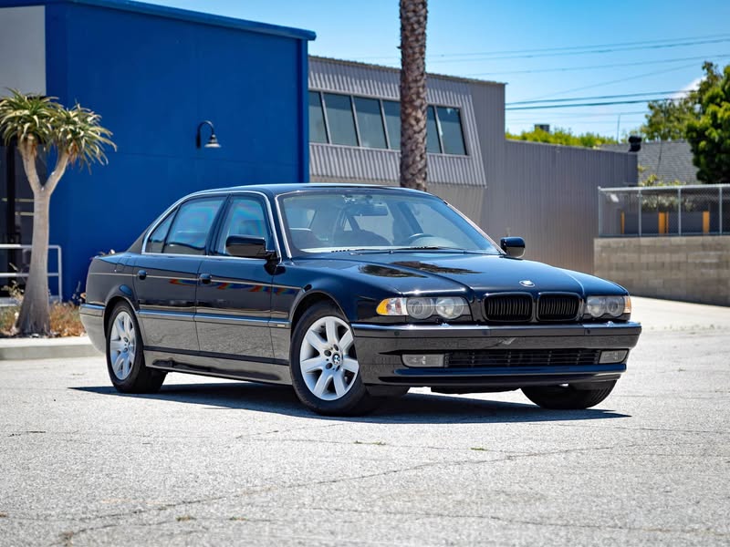 2001 BMW 7 Series - 750iL Sedan 4D
