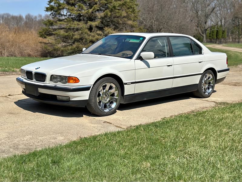 2000 BMW 7 Series - 740iL Sedan 4D