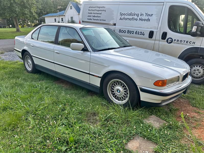 1999 BMW 7 Series - 740iL Sedan 4D