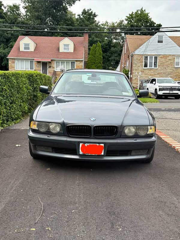2001 BMW 7 Series - 740i Sedan 4D
