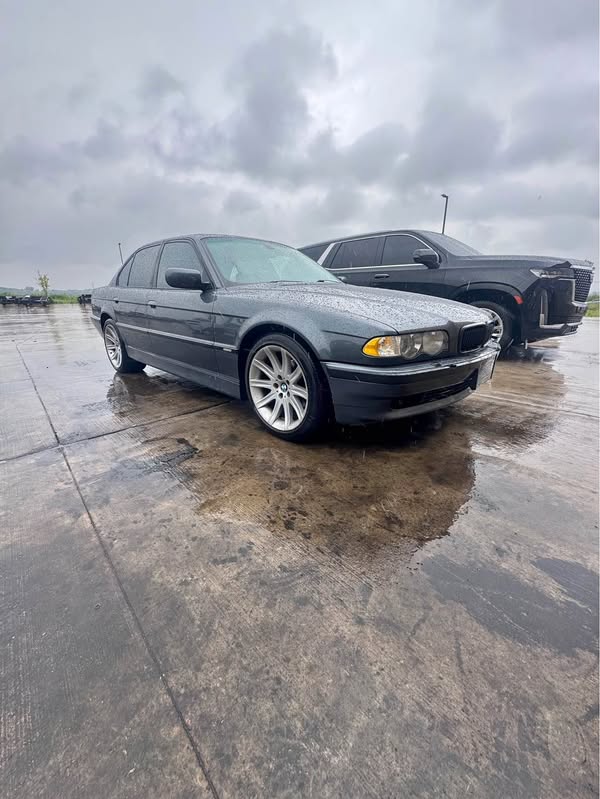 2001 BMW 7 Series - 740i Sedan 4D