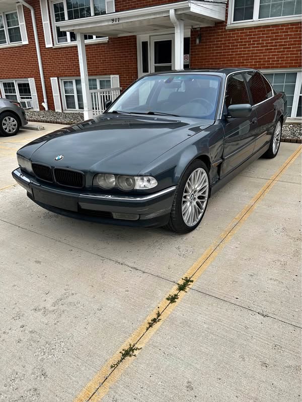 2000 BMW 7 Series - 740iL Sedan 4D