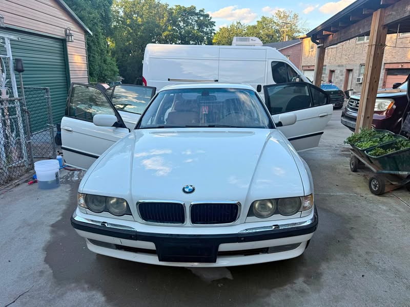 2001 BMW 7 Series - 740iL Sedan 4D