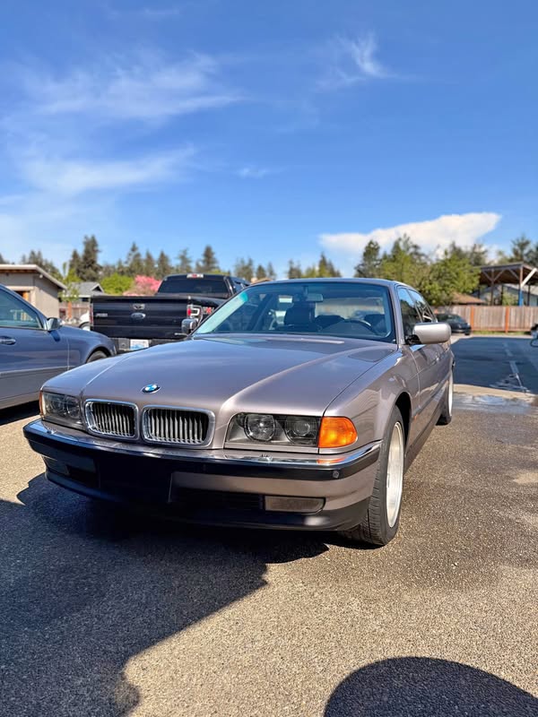 1998 BMW 7 Series - 750iL Sedan 4D