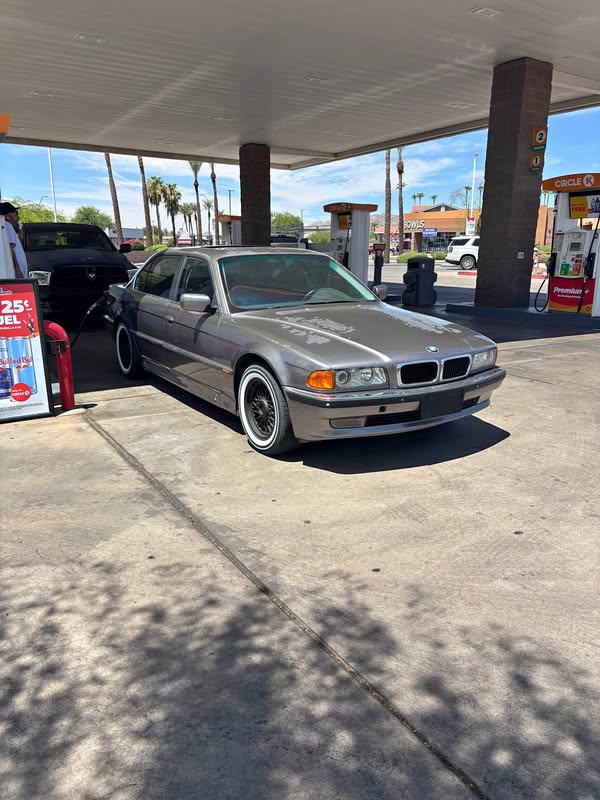 1997 BMW 7 Series - 740i Sedan 4D