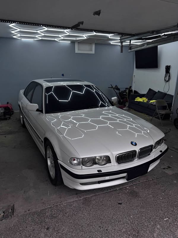 2001 BMW 7 Series - 740i Sedan 4D