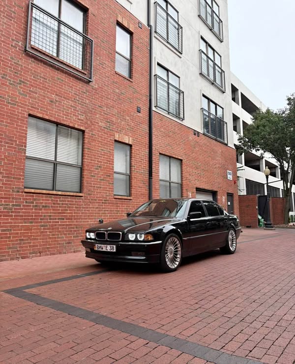 1997 BMW 7 Series - 740Li Sedan 4D