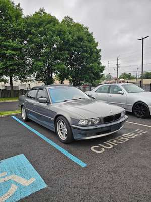 2001 BMW 7 Series 740i Sedan 4D