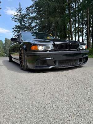 2001 BMW 7 Series - 740iL Sedan 4D