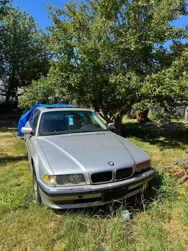 2001 BMW 7 Series - 740iL Sedan 4D
