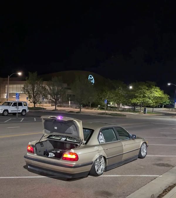 1998 BMW 7 Series - 740iL Sedan 4D