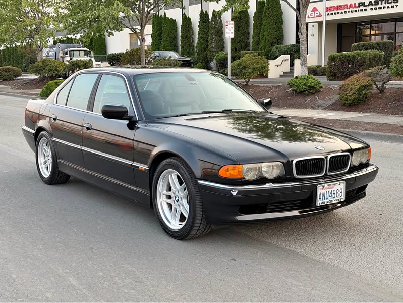 2000 BMW 7 Series - 740i Sedan 4D