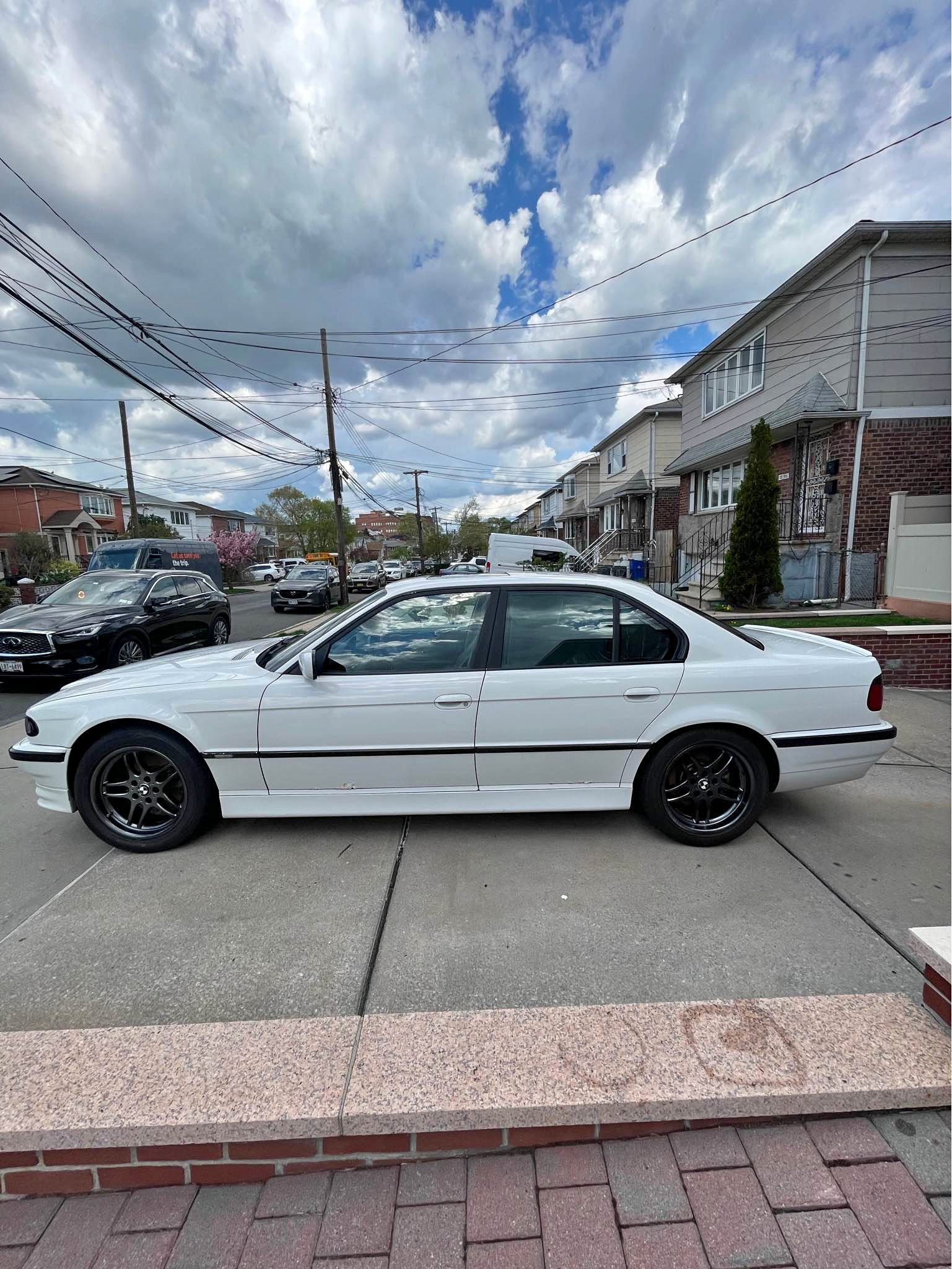 2001 BMW 7 Series - 740i Sedan 4D