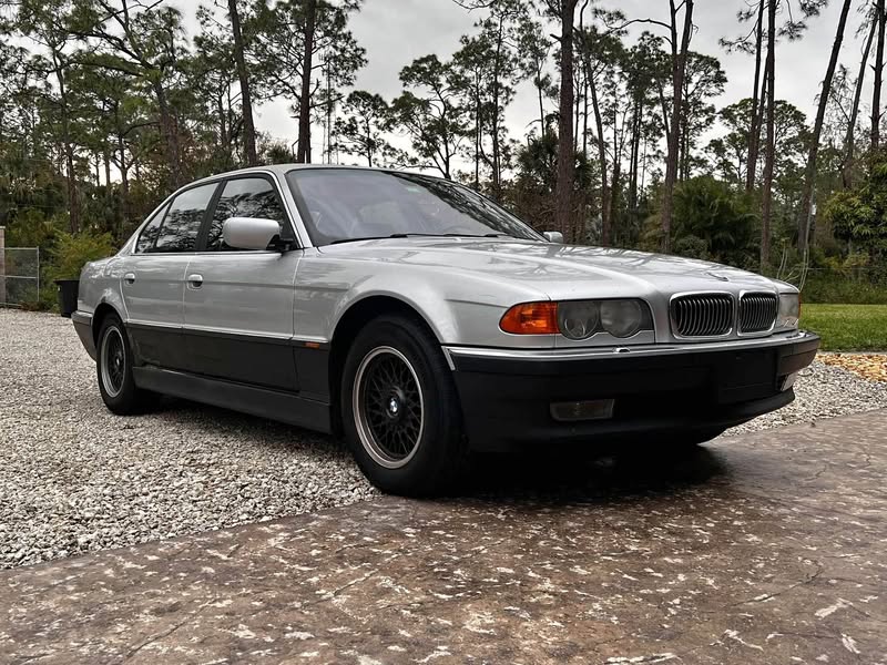 2000 BMW 7 Series - 740i Sedan 4D