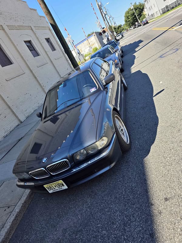 2001 BMW 7 Series - 740iL Sedan 4D