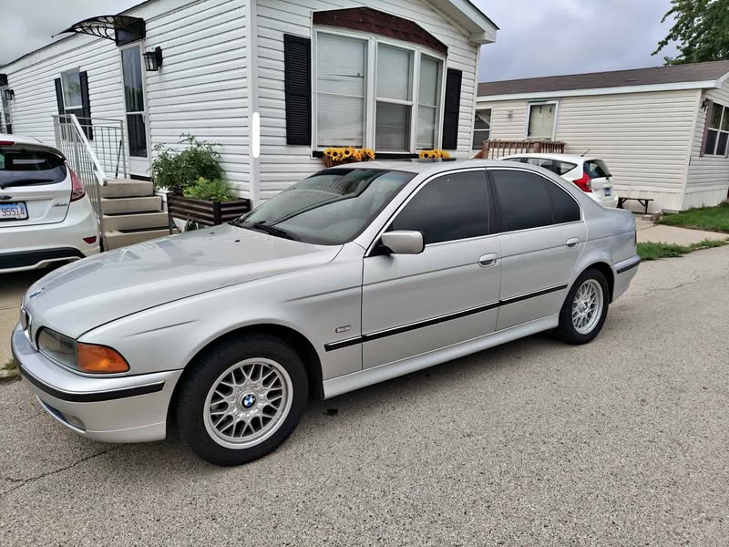 2000 BMW 5 Series - 528i Sedan 4D