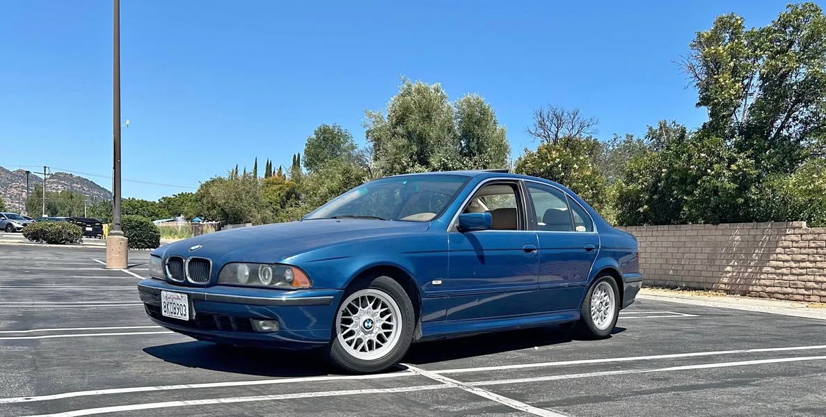 2001 BMW 5 Series - 525i Sedan 4D