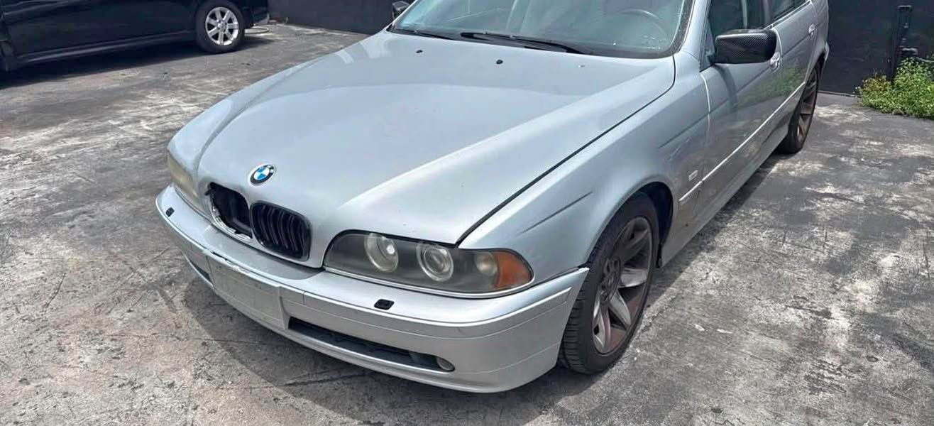2003 BMW 5 Series - 525i Sedan 4D