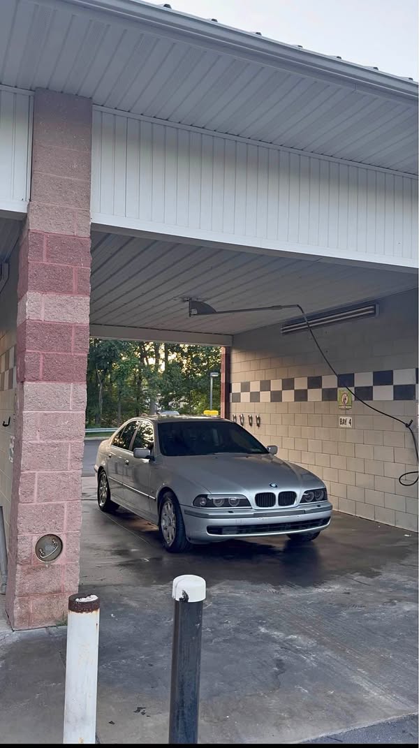 1999 BMW 5 Series - 528i Sedan 4D