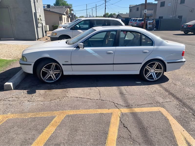 1998 BMW 5 Series - 528i Sedan 4D