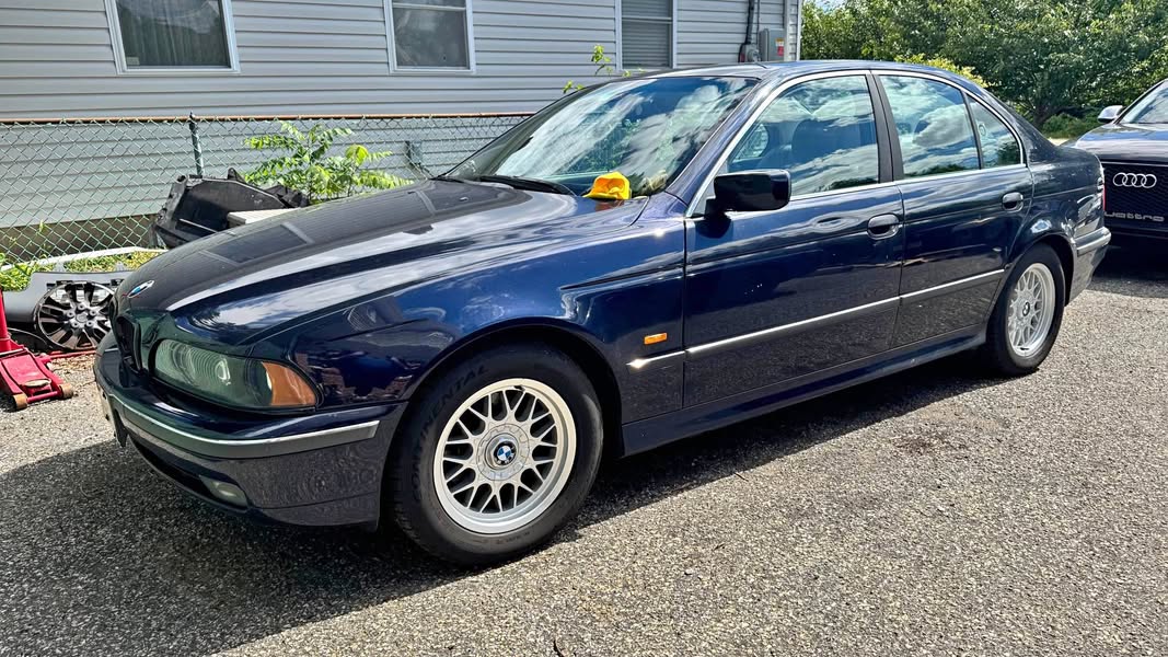 2000 BMW 5 Series - 528i Sedan 4D