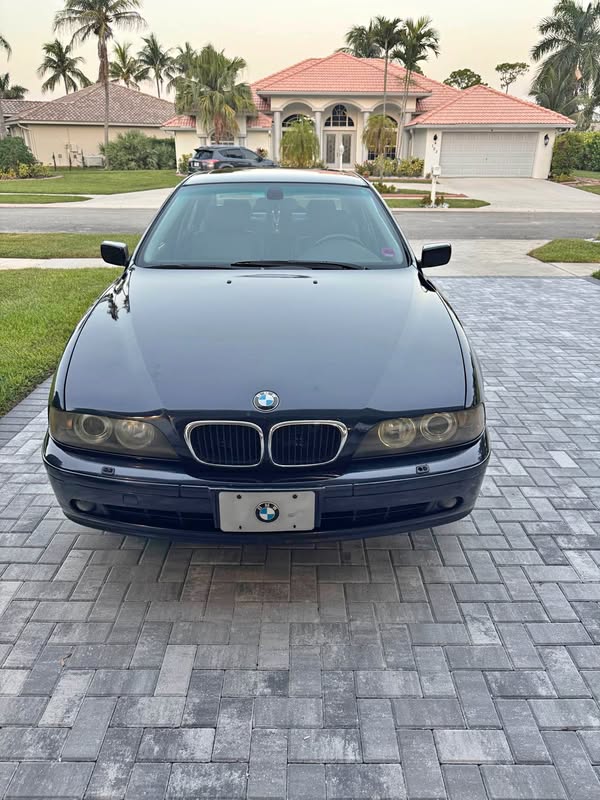 2001 BMW 5 Series - 530i Sedan 4D